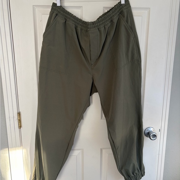 Old Navy Pants - Old Navy Olive Green Women's Stretchtech Pants - Size XL